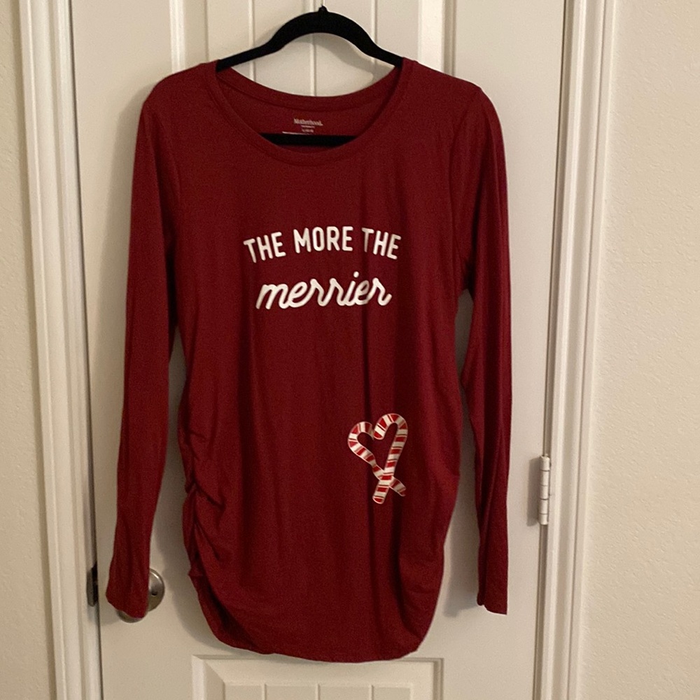 Motherhood Maternity. Size Large. Red Christmas top. Worn once.